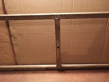 Ostali proizvodi za kuću: Kolica za T-A peć. Spoljne dimenzije postolja su: 108 x 29cm. Izrađena — 8