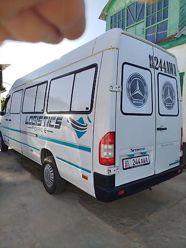 2 8: Mercedes-Benz Спринтер: 2003 г., 2.2 л, Механика, Дизель, Бус — 2