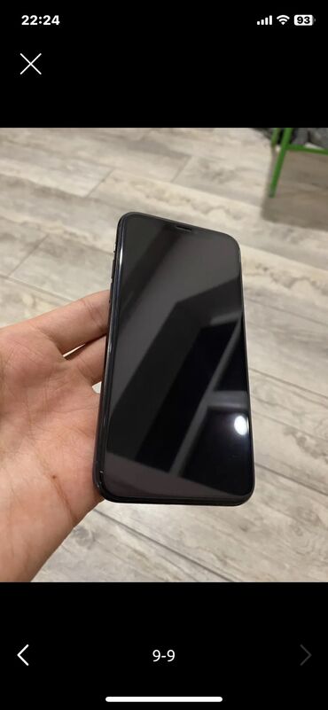 Apple iPhone: IPhone 11 Pro, 64 GB, Gümüşü, Qırıq, Barmaq izi, Face ID
