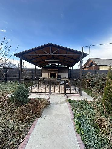 Продажа коттеджей и домов: 🚨 СРОЧНО ПРОДАЁТСЯ КОМФОРТНЫЙ 2-КОМНАТНЫЙ КИРПИЧНЫЙ ДОМ 📍 С. Таш-Дөбө — 6