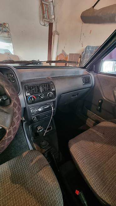 э 2: Ford Escort: 1986 г., 1.6 л, Механика, Бензин, Хэтчбэк — 6