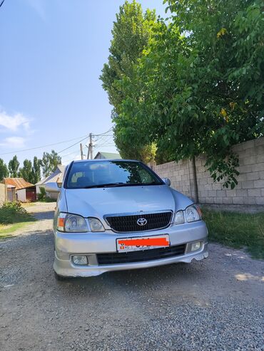 волво 420: Toyota Gaia: 2001 г., 2 л, Автомат, Бензин, Минивэн