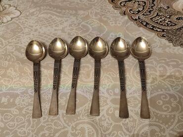 Digər dəstlər və servizlər: Kim hansi birini istese yaza biler qiymet baresinde daniwilar — 7