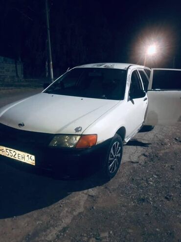 клей для авто: Nissan : 2002 г., 1.3 л, Автоматические, Газ, Универсал