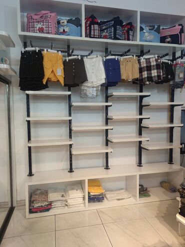 Hazır biznes: Geyim magaza vitrinləri ideal vəziyətdə satılır. Vitrin mebeleri — 8