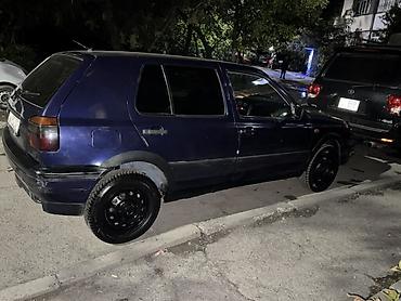Volkswagen: Volkswagen Golf: 1994 г., 1.6 л, Кол менен иштөөчү, Бензин, Хетчбек — 3