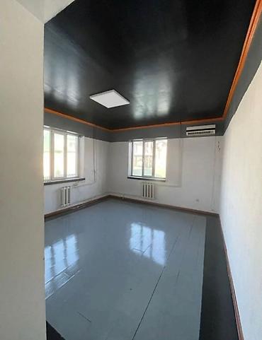 Долгосрочная аренда домов: 250 м², 6 комнат, Балкон застеклен, Парковка, Подвал, погреб — 2