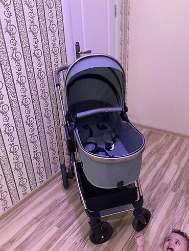 10 yas icin motorlar: Çıxarıla bilən beşikli araba, İşlənmiş, Yaş: <1 ay — 1