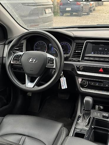 вип машина: Hyundai Sonata: 2019 г., 2 л, Автомат, Газ, Седан — 8