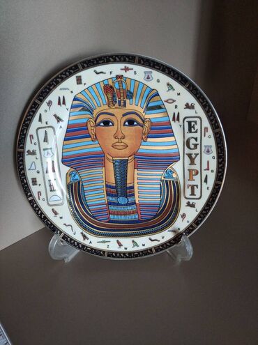 спутниковая тарелка купить: Тарелка декоративная коллекционная. Изображение : золотая маска