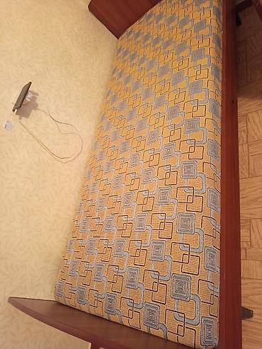 Эмерек: Продаю одну такую кровать за 3500 — 3