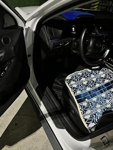 Продажа авто: Hyundai Sonata: 2022 г., Седан — 5