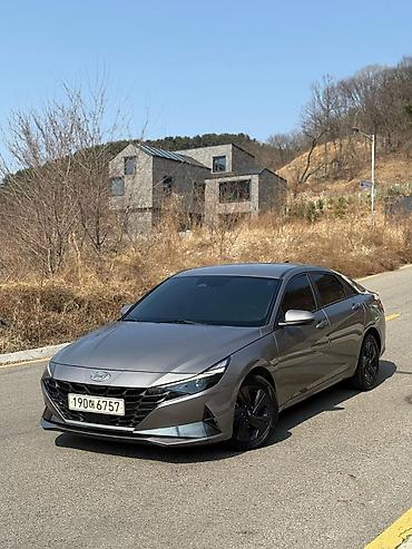Hyundai: Hyundai Avante: 2022 г., 1.6 л, Гибрид — 1