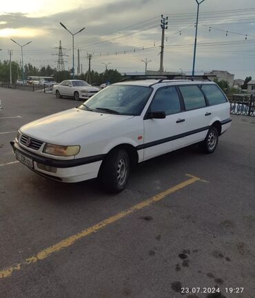 чери авто: Volkswagen Passat: 1995 г., 2 л, Механика, Бензин, Универсал