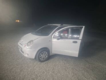 авто за 2000 долларов: Microcar : 2009 г., 0.8 л, Механика, Бензин, Хетчбек