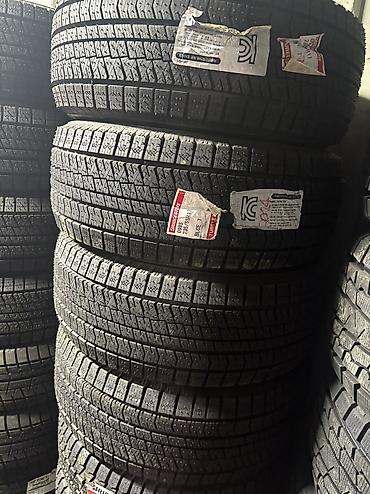 12 4 28: Шины 235 / 55 / R 17, Зима, Новый, Комплект, Легковые, Япония, Bridgestone — 1
