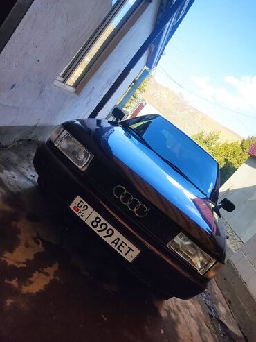 Audi: Audi 80: 1988 г., 1.8 л, Механика, Бензин, Седан