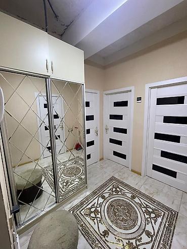 Квартиры: 3 otaqlı mənzil – geniş dəhliz və açıq balkon - Planlaşdırma: 3 ayrı — 4