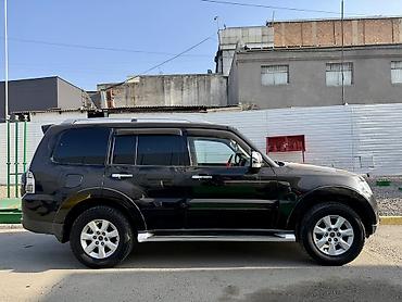 Mitsubishi: Mitsubishi Pajero: 2010 г., 3 л, Автомат, Бензин, Внедорожник — 5