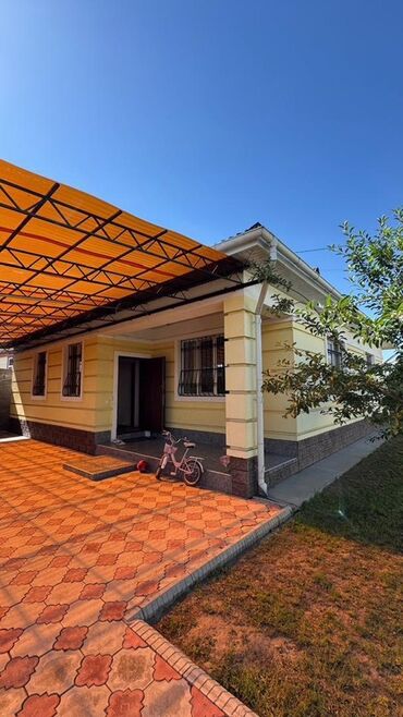 мансардные дома в бишкеке: Дом, 100 м², 4 комнаты, Собственник, Евроремонт