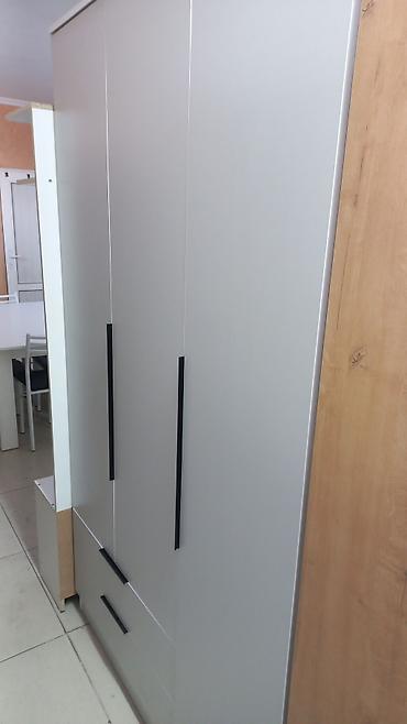 Шкафы для одежды: Шкафы 3,4дверные Все расцветки в наличии есть по городу доставка — 2