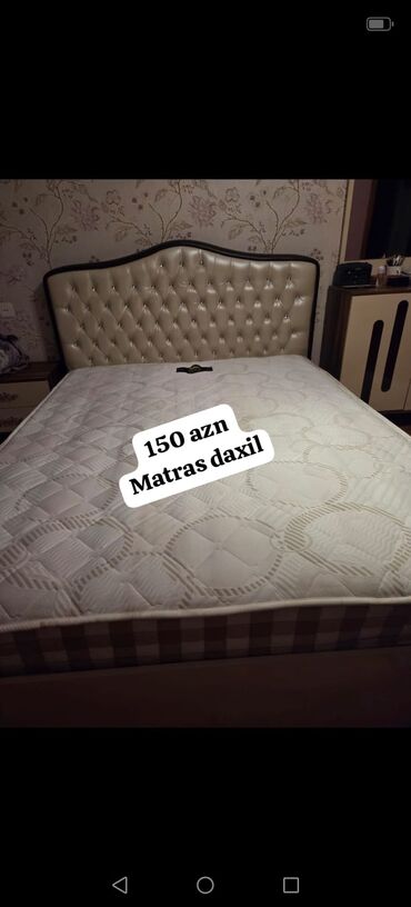 tek kravat işlənmiş: İkinəfərlik çarpayı