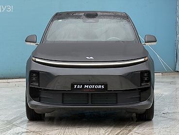 Lixiang: Lixiang L6: 2024 г., 1.5 л, Автомат, Гибрид, Внедорожник — 1