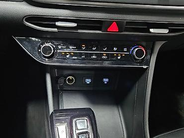 Hyundai: Hyundai Sonata: 2021 г., 2 л, Автомат, Газ, Седан — 15