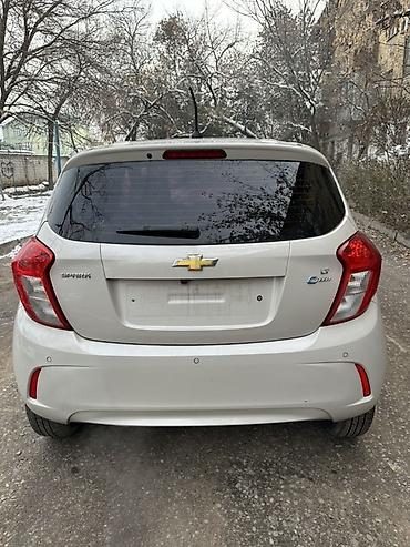 Chevrolet: Chevrolet Spark: 2017 г., 1 л, Автомат, Бензин, Хэтчбэк — 5