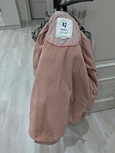 мурской куртки: S - xs. Куртки 5 шт. xs- 500 cом и S-M - 2500 cом. Самовывоз у тц — 7