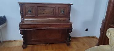 Antik şaquli piano – CARL HINTZE (Berlin).
1918 ci il
Antikvardir lalafo.az -da Antik şaquli piano – CARL HINTZE (Berlin).
1918 ci il
Antikvardir
