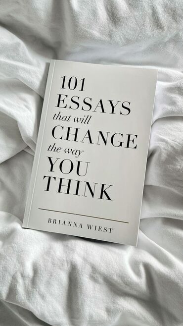 книга роналду: Книга 101 essays that will change the way you think на Английском