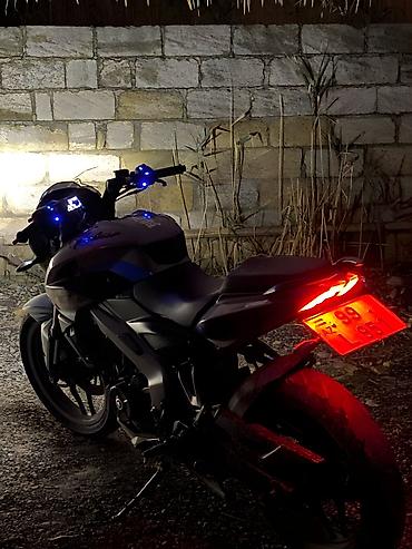 07 oturacaq: Bajaj — 1