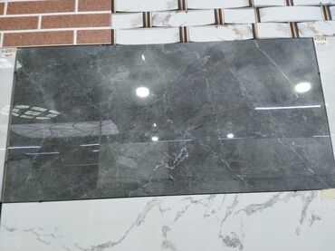 hamam üçün kafel metlax: Qara mərmər effektli keramika plitəsi. Hamam, mətbəx və ya digər