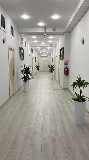 Kommersiya daşınmaz əmlakı: Prestijli 5 mərtəbəli binanın 2-ci mərtəbəsində yerləşir. • Sahə: 3-cü — 6
