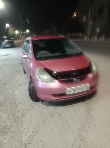 авто с последующим выкупом бишкек фит: Honda Fit (GD) хэтчбек, розовый цвет. Кузов и экстерьер: - Компактный