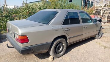 купить шины в бишкеке бу: Бензиновый мотор Mercedes-Benz 1988 г., 2.3 л, Б/у, Оригинал, Германия