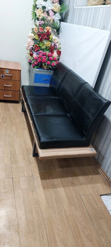 Ofis dolabları: Ofis üçün dolab müdür mebeli tək oturacaqlar Şüşəli dolab sənəd -da lalafo.az — 19 Ofis dolabları: Ofis üçün dolab müdür mebeli tək oturacaqlar Şüşəli dolab sənəd — 19