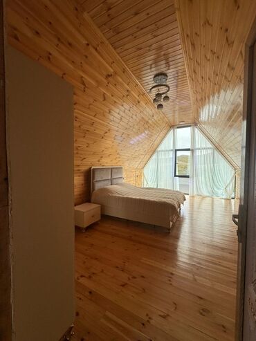 Bağ evlərinin kirayəsi: A-formalı dizaynda müasir bağ evi – şəxsi hovuz və geniş həyət sahəsi — 3