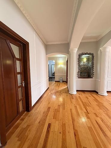 Продажа квартир: 4 комнаты, 205 м², Цум Индивидуалка, 4 этаж, Старый ремонт — 3