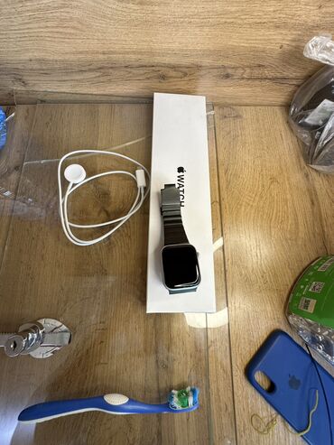 Apple iPhone: 🔥 🍏Apple Watch SE. 🧠Память:32гб. 👩🏻‍🦳Состояние. Идеальное. 📱Статус