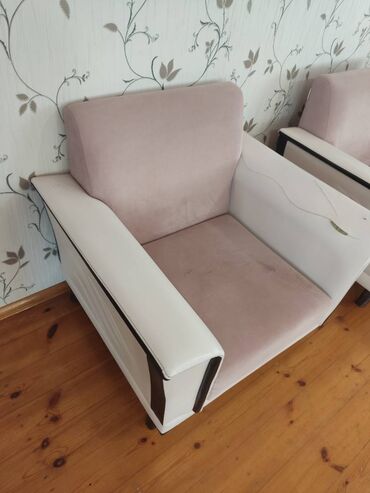 Divan və kreslo dəstləri: 2 ədəd divan və 2 ədəd kreslo mövcuddur. Ölçüləri aşağıdakı kimidir — 15