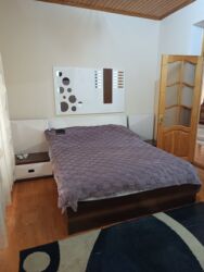 Uzunmüddətli kirayə evlər: 120 kv. m, 3 otaqlı, Artezian quyusu, İnternet, Qaz — 12