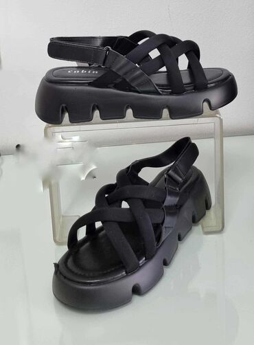replay kaisevi: Sandals, Cabin