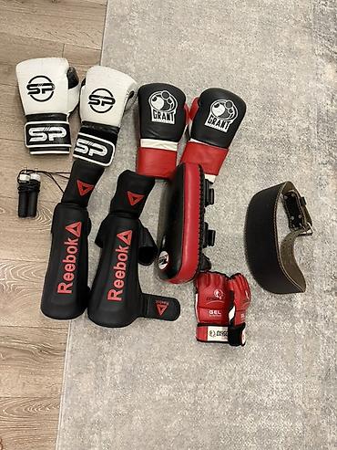 Комплект экипировки для бокса/кикбоксинга/MMA. Срочна продою почти