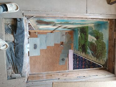 Металлические лестницы: Металлическая винтовая лестница со ступенями серого цвета — 7