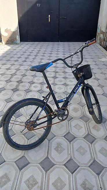 Uşaq velosipedi 20likdi. daha böyük ölçü alınacaq deyə satılır lalafo.az -da Uşaq velosipedi 20likdi. daha böyük ölçü alınacaq deyə satılır