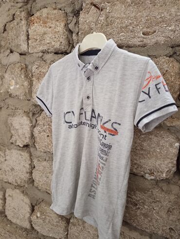 Dəstlər: Geyimlərin hər biri 50 qəpikdi. Uşaq və yeniyetmələr üçün geyimlər — 33