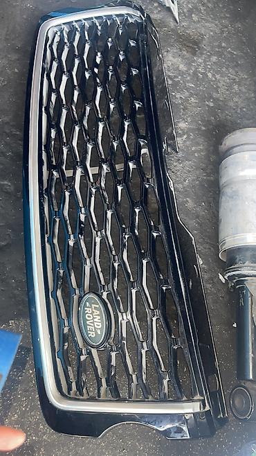 Решетки радиатора: Решетка радиатора Land Rover 2016 г., Б/у, Оригинал — 4