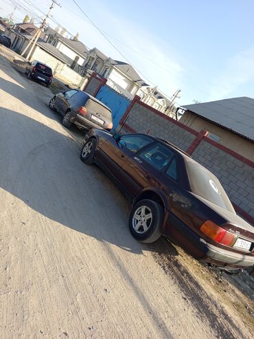 газовоз зил газовоз агзс: Audi 100: 1992 г., 2.3 л, Механика, Бензин, Седан